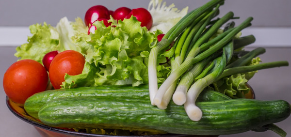 Plateau de légumes frais